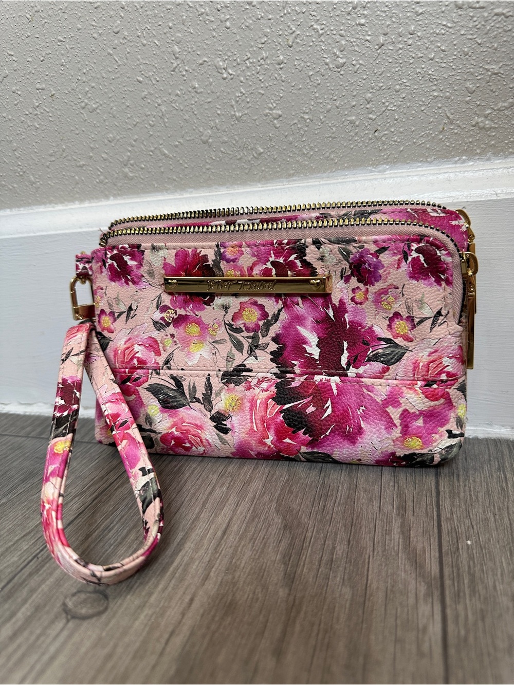 Betsey Johnson Floral Wristlet Wallet Pink Double Zip Clutch
